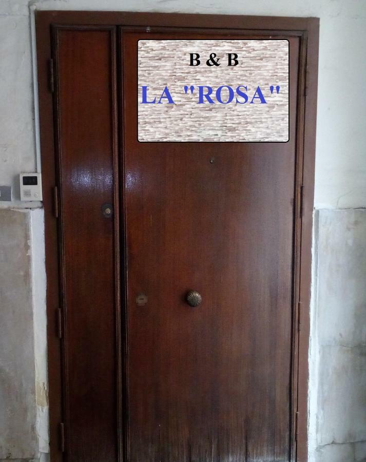 La Rosa Guest house